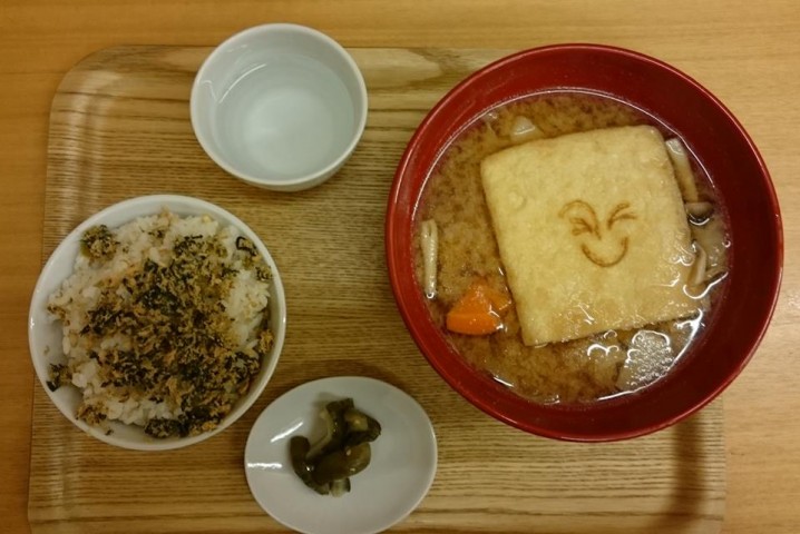 Miso soup (seasonal vegetables) and rice set