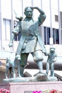 Statue of "Momotaro"