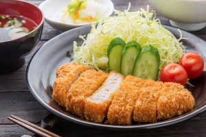 "Tonkatsu" with shredded cabbage