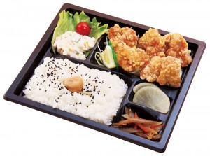 We pack "Karaage" in "Obento" (lunch box).