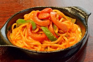 "Napolitan" is spaghetti mixed with tomato ketchup.